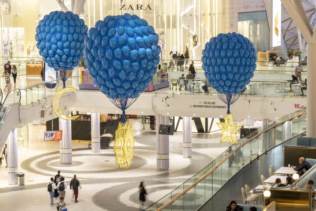 Eid Balloons: giant blue balloon sculptures in Westfield London