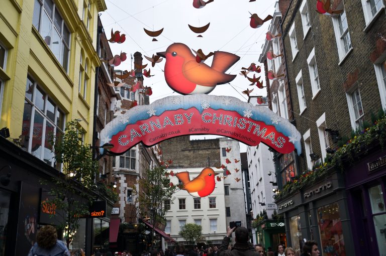 Carnaby Robins: giant robins and Carnaby Christmas arch, London